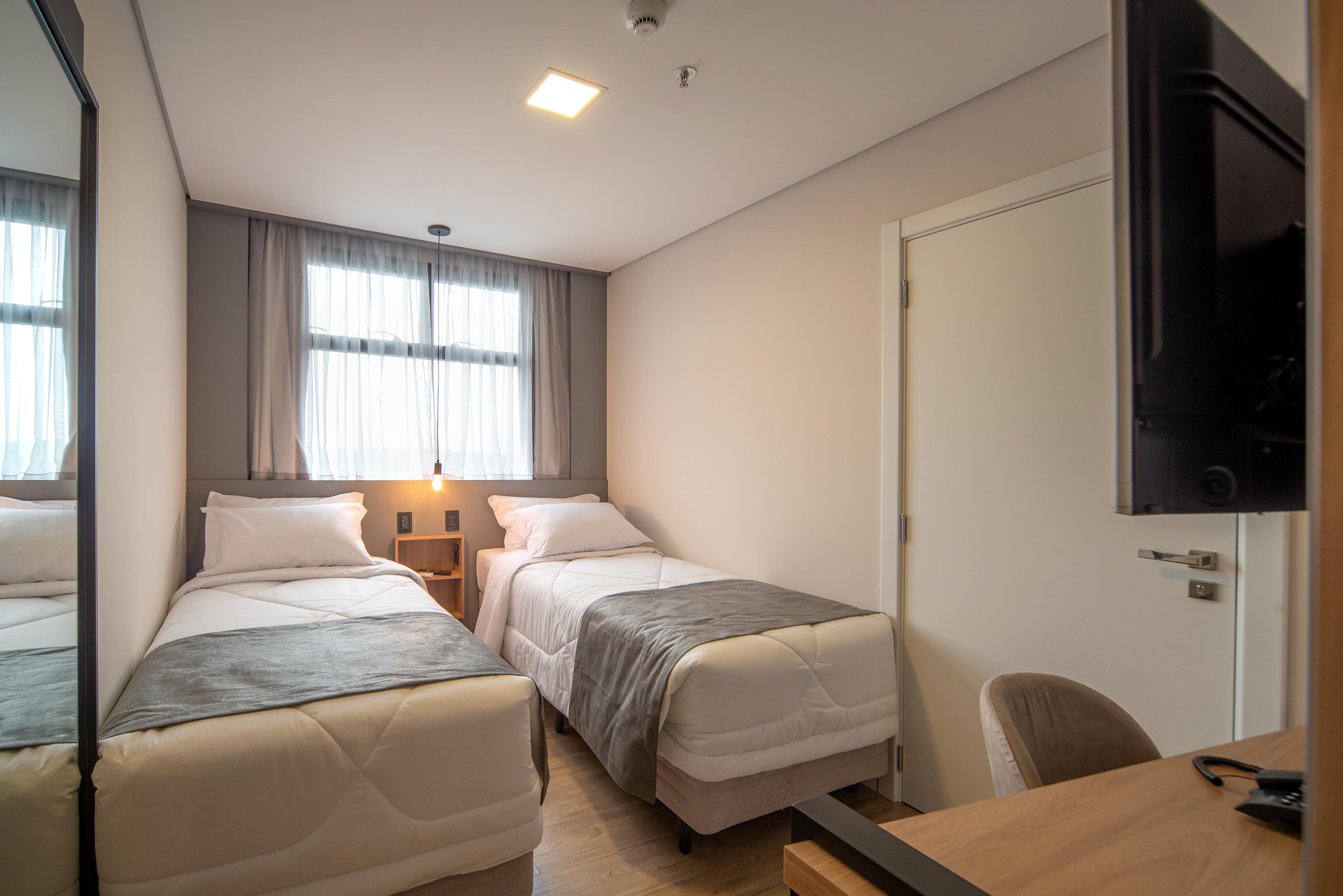 Hotel Laghetto Estacao Бенту-Гонсалвис Экстерьер фото